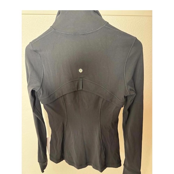 lululemon Define Cropped Jacket Nulu in Black/Gold/Gold Sz 4 NWT $128R - Picture 7 of 11